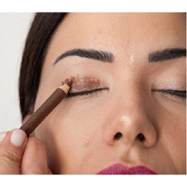 Smokey eye μακιγιάζ χωρίς σκιά